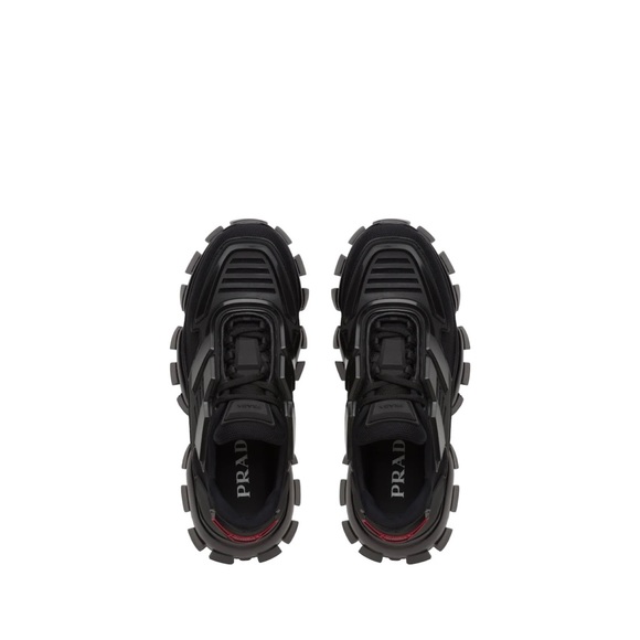 Prada - Picture 2 of 4